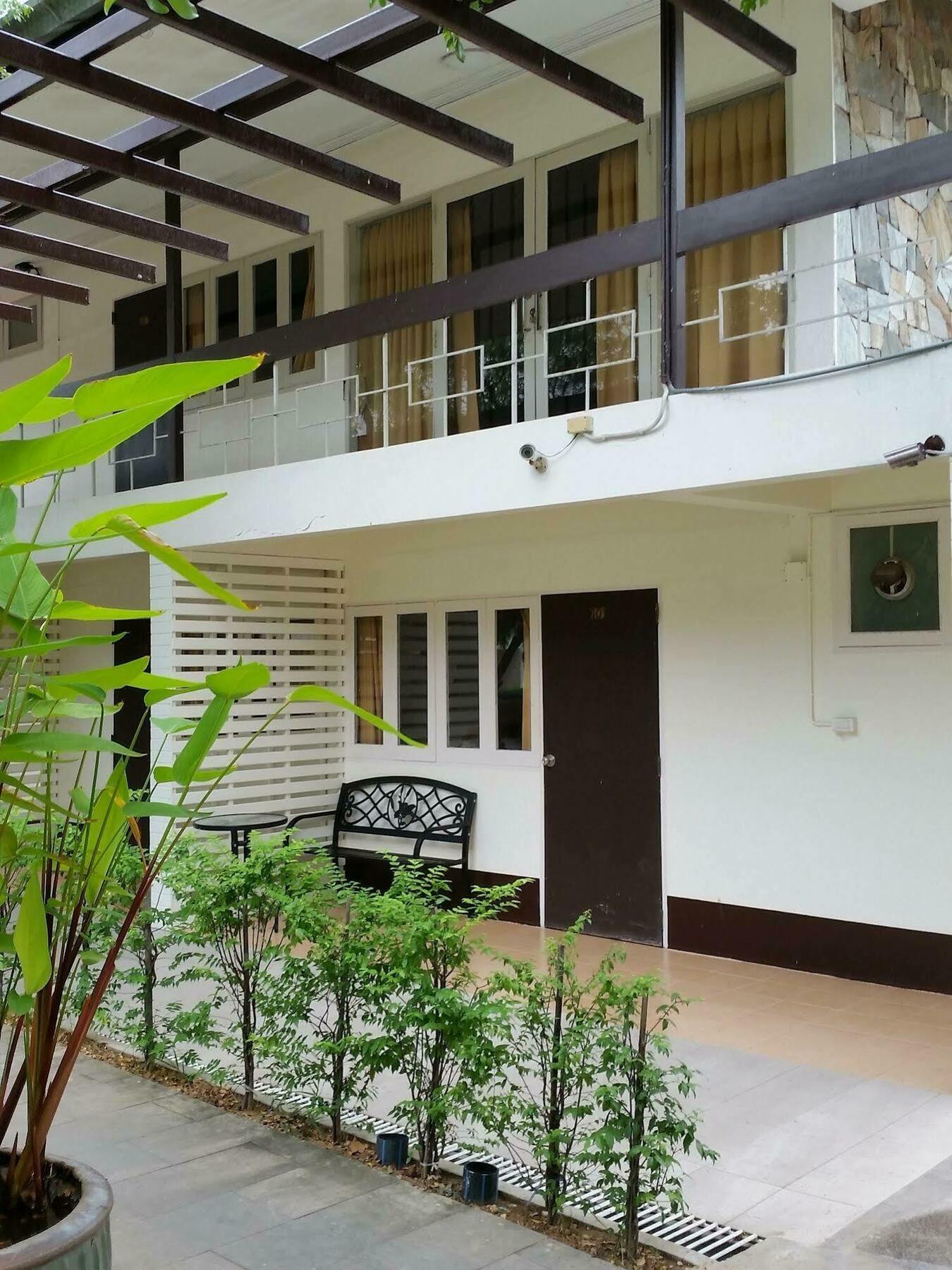 Nautical Inn Pattaya Exterior photo