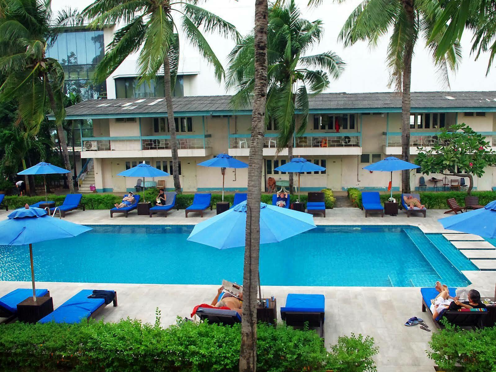 Nautical Inn Pattaya Exterior photo